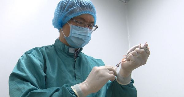 Trung Quốc tiêm vắc xin Covid-19 cho gần 1 triệu người