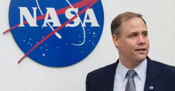 Giám đốc NASA tuyên bố sẽ từ chức khi ông Biden nắm quyền