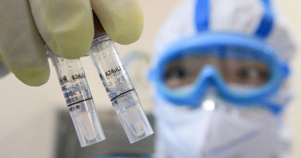 Mỹ bắt đầu tiêm vaccine cho người dân vào đầu tháng 12