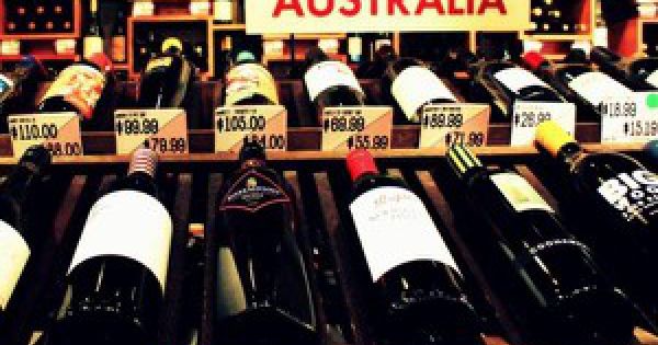 Trung Quốc áp thuế chống phá giá với rượu vang nhập khẩu từ Australia