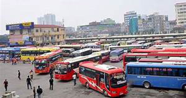 Hà Nội tăng cường 2.030 xe ô tô phục vụ hành khách dịp cao điểm Tết năm 2021