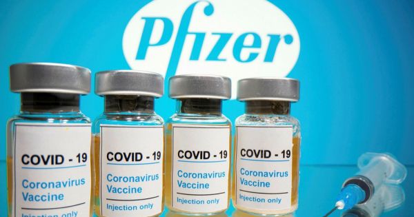 Nhật Bản cân nhắc tiêm vaccine COVID-19 cho trẻ dưới 16 tuổi