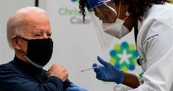 Tổng thống đắc cử Mỹ Biden được tiêm mũi vaccine ngừa Covid-19 thứ 2