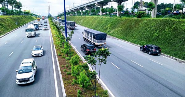 Thu phí xa lộ Hà Nội: Cần được người dân và doanh nghiệp đồng thuận