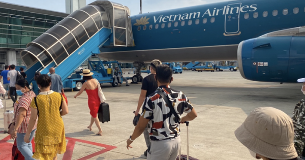 Tìm gần 400 khách đi cùng 2 chuyến bay với bệnh nhân 1883 từ Hà Nội đi TP HCM và ngược lại