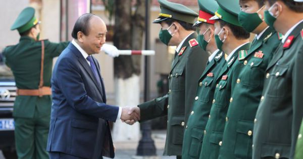 Thủ tướng Nguyễn Xuân Phúc chúc Tết lực lượng vũ trang tại TP. Đà Nẵng
