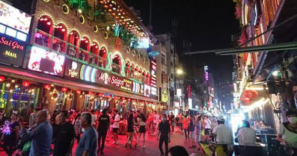 Cho phép vũ trường, quán bar, karaoke tại TP Hồ Chí Minh hoạt động trở lại