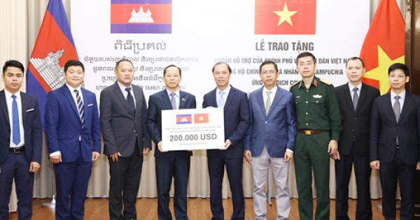 Việt Nam hỗ trợ Campuchia 4,5 tỉ đồng chống dịch COVID-19