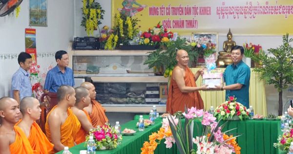 Chăm lo Tết Chôl Chnăm Thmây cho đồng bào dân tộc Khmer ở Cà Mau