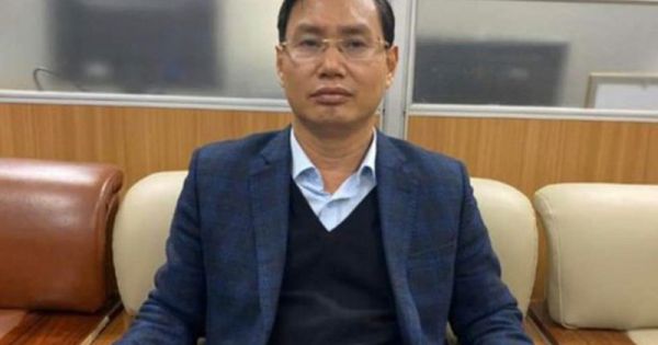 Đề nghị khai trừ Đảng với ông Nguyễn Văn Tứ, nguyên Chánh văn phòng Thành ủy Hà Nội