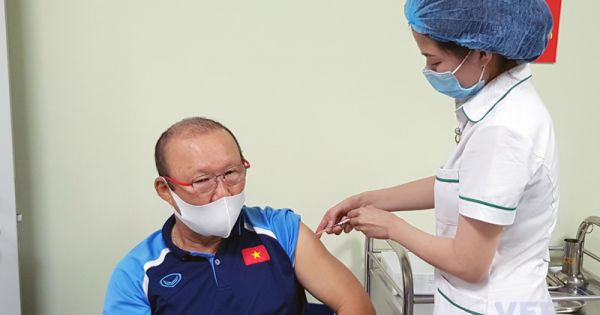 Tuyển Việt Nam hoàn thành tiêm vaccine Covid-19, sẵn sàng cho nhiệm vụ thi đấu quốc tế
