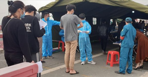 Người dân trở về Hà Nội sau dịp nghỉ lễ 30/4 phải khai báo y tế
