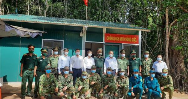 Phó Thủ tướng Trương Hòa Bình kiểm tra công tác phòng, chống dịch COVID-19 tại Tây Ninh
