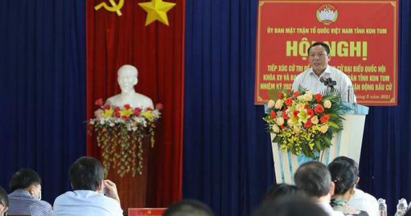 Bộ trưởng Nguyễn Văn Hùng: “Tình yêu làm đất lạ hóa quê hương”