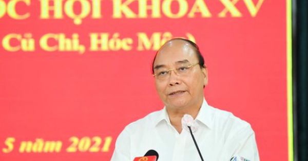Lời hứa của Chủ tịch nước Nguyễn Xuân Phúc với cử tri Hóc Môn