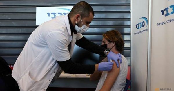 Israel tiêm vaccine cho toàn dân, chấm dứt hạn chế vì COVID-19