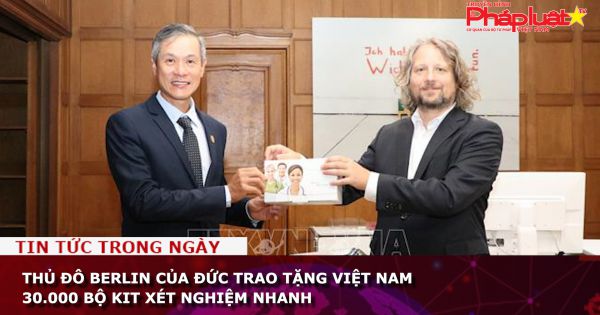 Thủ đô Berlin của Đức trao tặng Việt Nam 30.000 bộ kit xét nghiệm nhanh