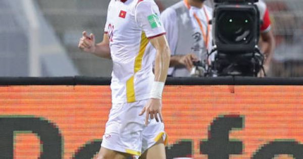 Vượt qua siêu sao Hàn Quốc Son Heung Min, Tiến Linh giành giải “Cầu thủ xuất sắc nhất tháng 10” của AFC