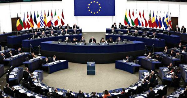 Nghị viện châu Âu khởi kiện Uỷ ban châu Âu lên Toà Tư pháp châu Âu