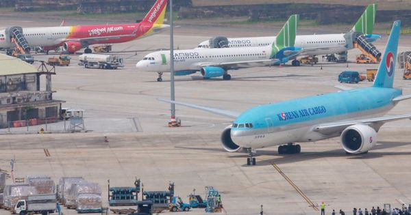 Việt Nam chuẩn bị mở lại 9 đường bay quốc tế