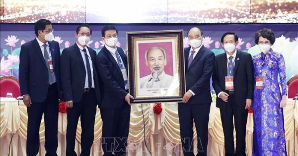 Chủ tịch nước Nguyễn Xuân Phúc dự Đại hội Đại biểu Luật sư toàn quốc lần thứ III