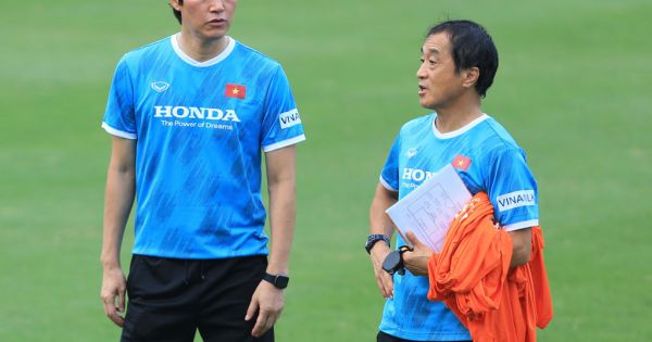 Ông Park chia tay hai trợ lý Hàn Quốc sau AFF Cup 2020