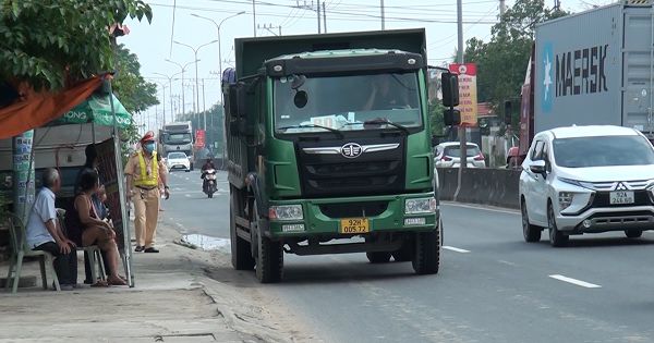 Quảng Nam: Người dân Quế Hiệp khổ sở vì xe tải chở đất
