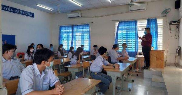TP.HCM: Ban hành văn bản khẩn cho học sinh trở lại trường từ 4/1/2022