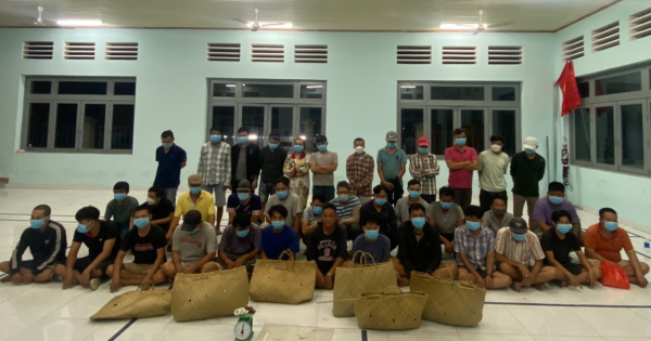 Gần 100 cảnh sát đột kích sòng bạc tại Đồng Nai