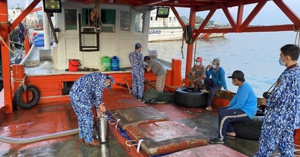 Bắt giữ tàu chở 60.000 lít dầu DO không rõ nguồn gốc tại Kiên Giang
