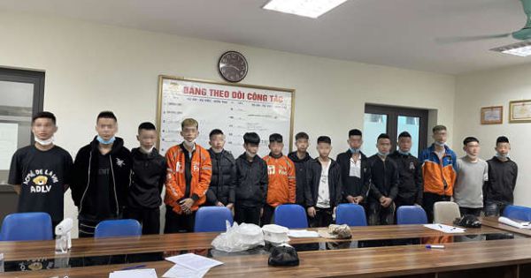 Hỗn chiến bằng 'phóng lợn', công an Hà Nội tạm giữ 18 thanh thiếu niên