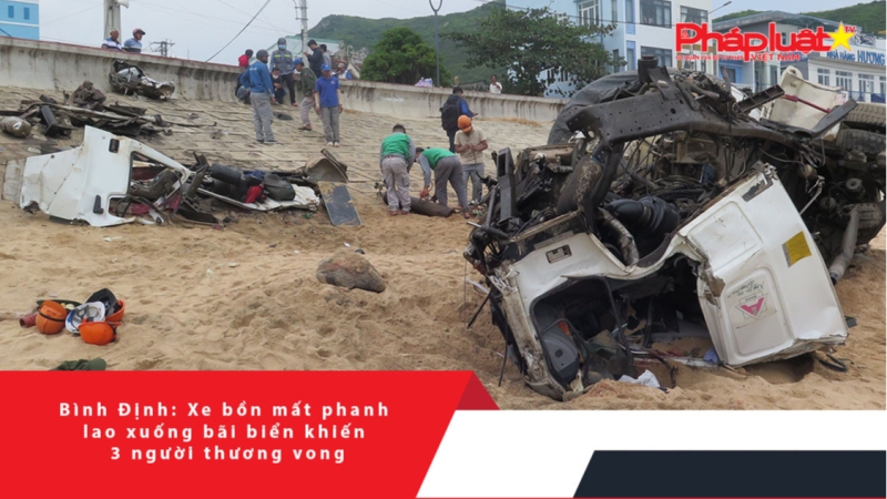 Bình Định: Xe bồn mất phanh lao xuống bãi biển khiến 3 người thương vong