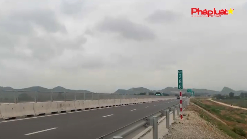 Ô tô bắt đầu được đi vào cao tốc Mai Sơn - QL45 từ chiều 28/4
