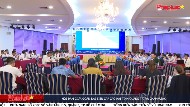 Hội đàm giữa đoàn đại biểu cấp cao hai tỉnh Quảng Trị và Champasak