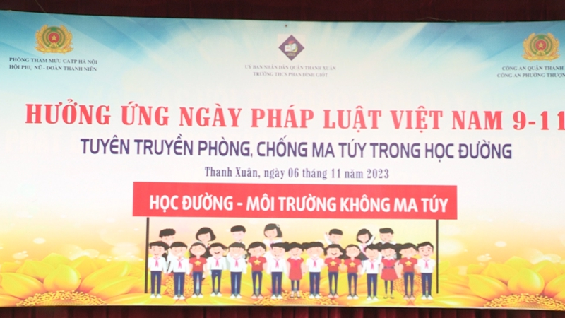 Lễ phát động hưởng ứng Ngày pháp luật Việt Nam năm 2023 và tuyên truyền về ma túy học đường