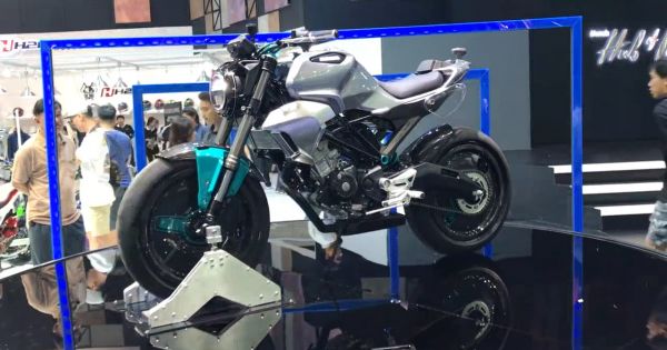 Honda 150SS Racer - nakedbike cổ điển mới