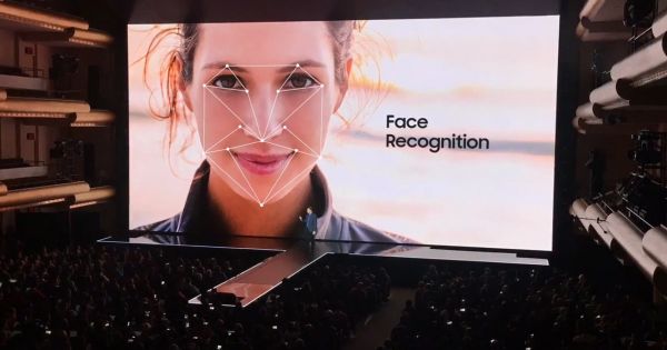 Tính năng nhận diện khuôn mặt của Galaxy S8 dễ bị vượt qua