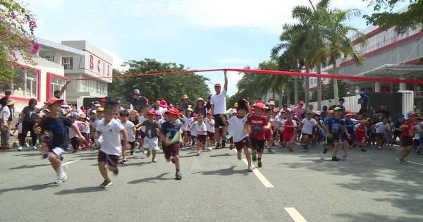 TPHCM: gần 3000 học sinh chạy bộ vì bệnh nhân ung thư