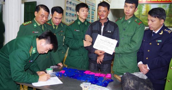 Hà Tĩnh: Bắt đối tượng vận chuyển 8.000 viên ma túy tổng hợp