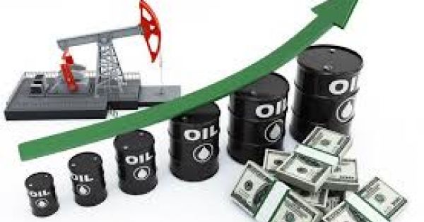 Thị trường dầu phục hồi sau tuần giảm giá sâu​