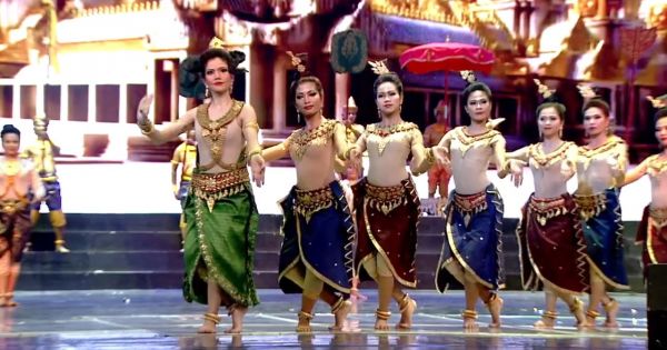 Độc đáo điệu múa cổ truyền của người Thái