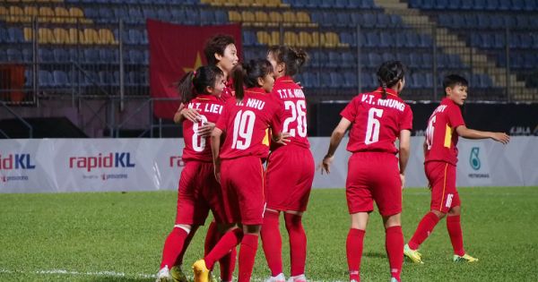 Tuyển nữ Việt Nam đại thắng đội bóng Đức 11-0