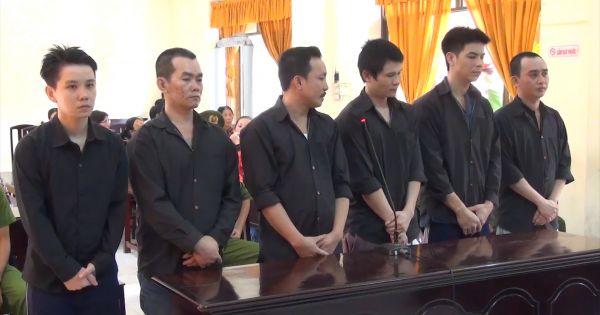 Kiên Giang: 44 năm tù cho 06 con nghiện mua bán ma túy đá