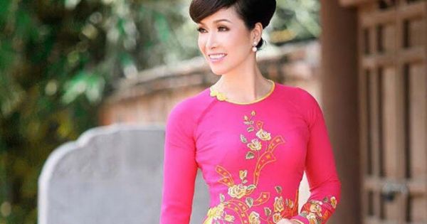 Hoa hậu Bùi Bích Phương làm giám khảo Hoa hậu Việt Nam 2018
