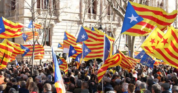 Chính phủ Tây Ban Nha nhóm họp với đại diện Catalonia
