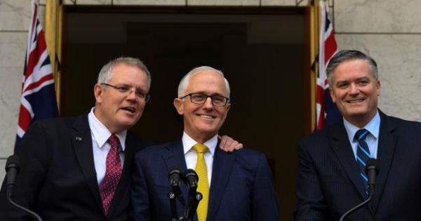 Hàng loạt bộ trưởng Úc đệ đơn từ chức phản đối Thủ tướng Turnbull