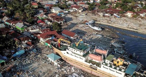 Thảm họa kép tại Indonesia: Số nạn nhân thiệt mạng gần 1.600 người