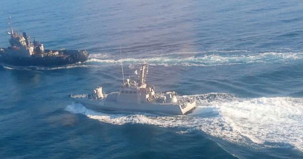 Đụng độ giữa hải quân Nga và Ukraine
