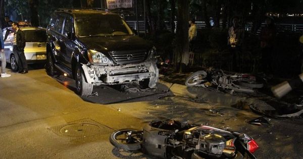 Lexus gây tai nạn liên hoàn: Nữ tài xế có nồng độ cồn cao