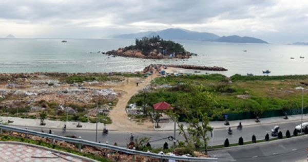 Hai dự án lấn vịnh Nha Trang tai tiếng bị thu hồi đất